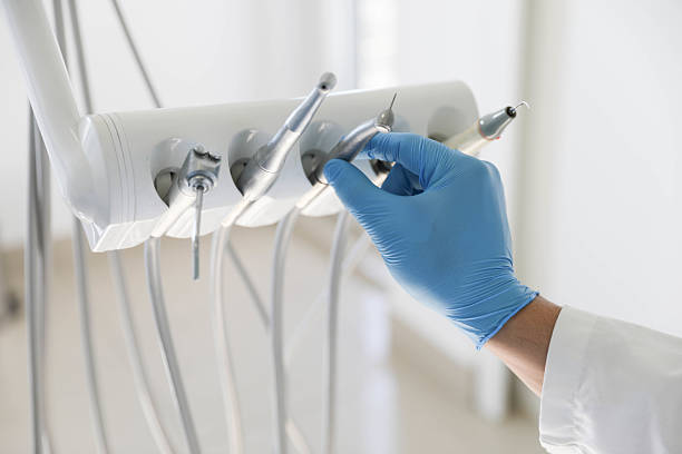 Professional Emergency Dentist technician working in La Quinta, CA
